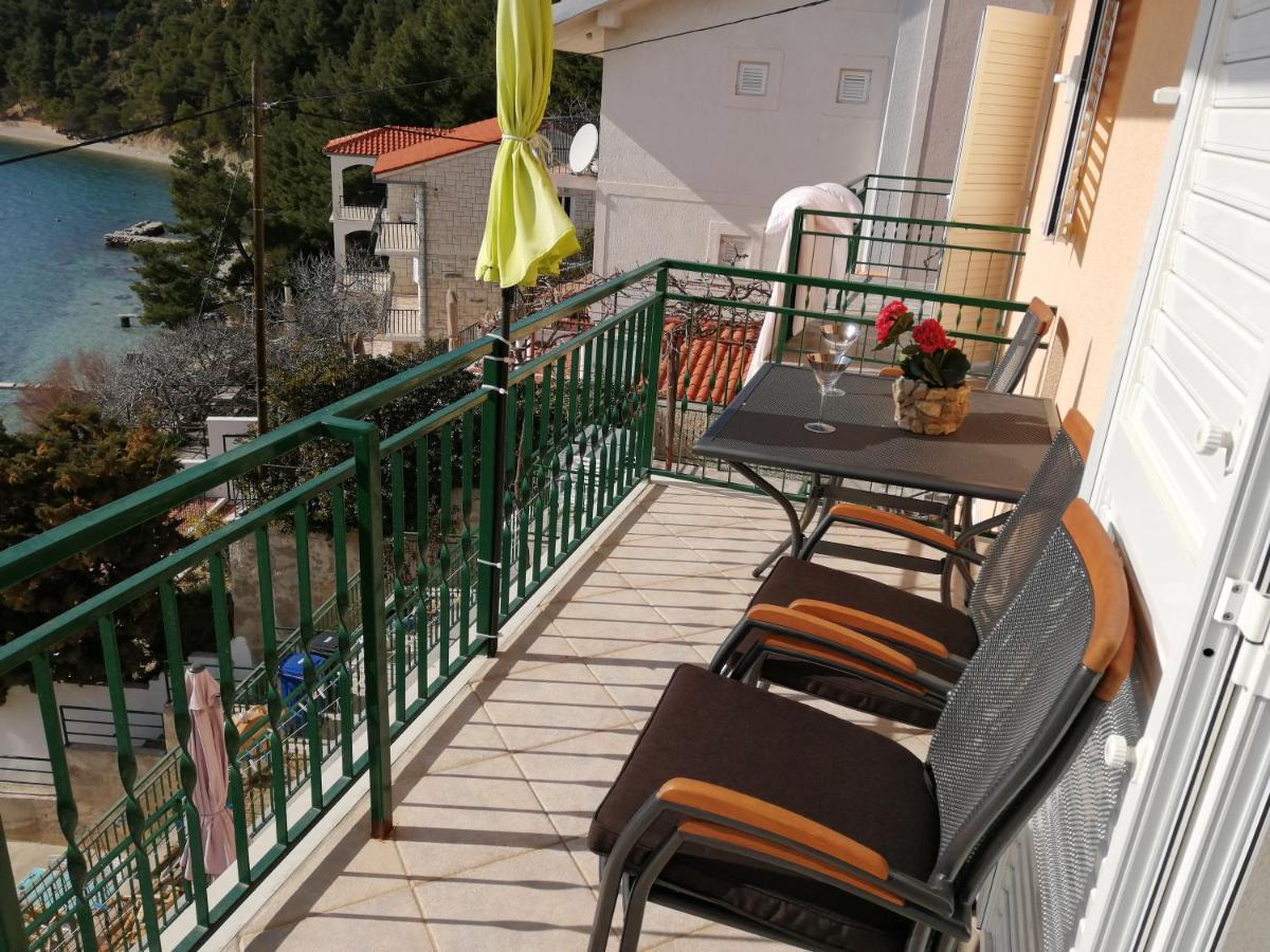 House Karlo Apartments 오미스 외부 사진